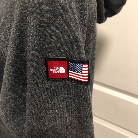 The North Face ladies hoodie size small - Picture 4 of 6